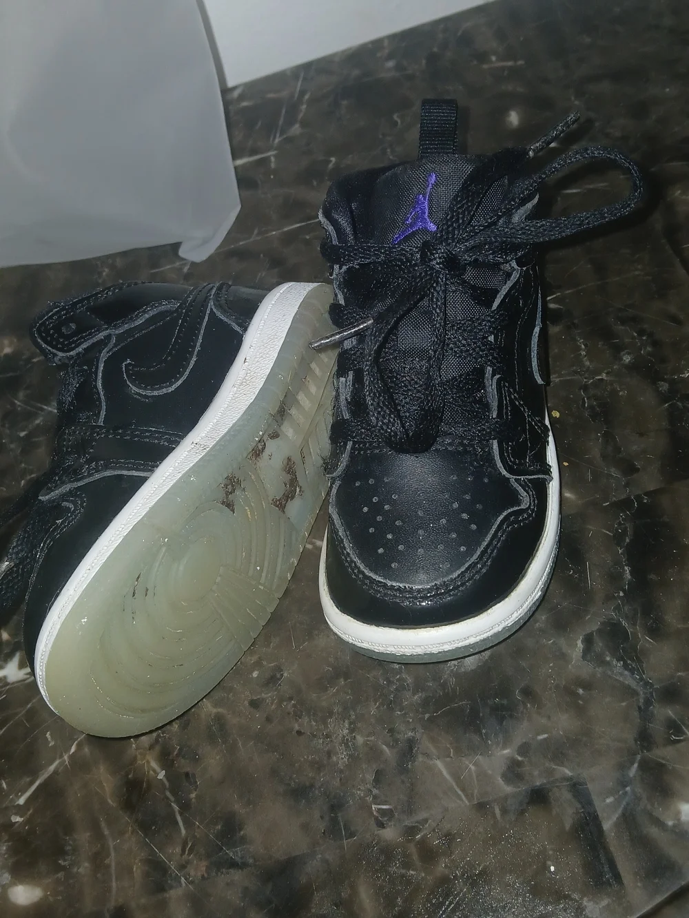 Baby Jordans Size 6